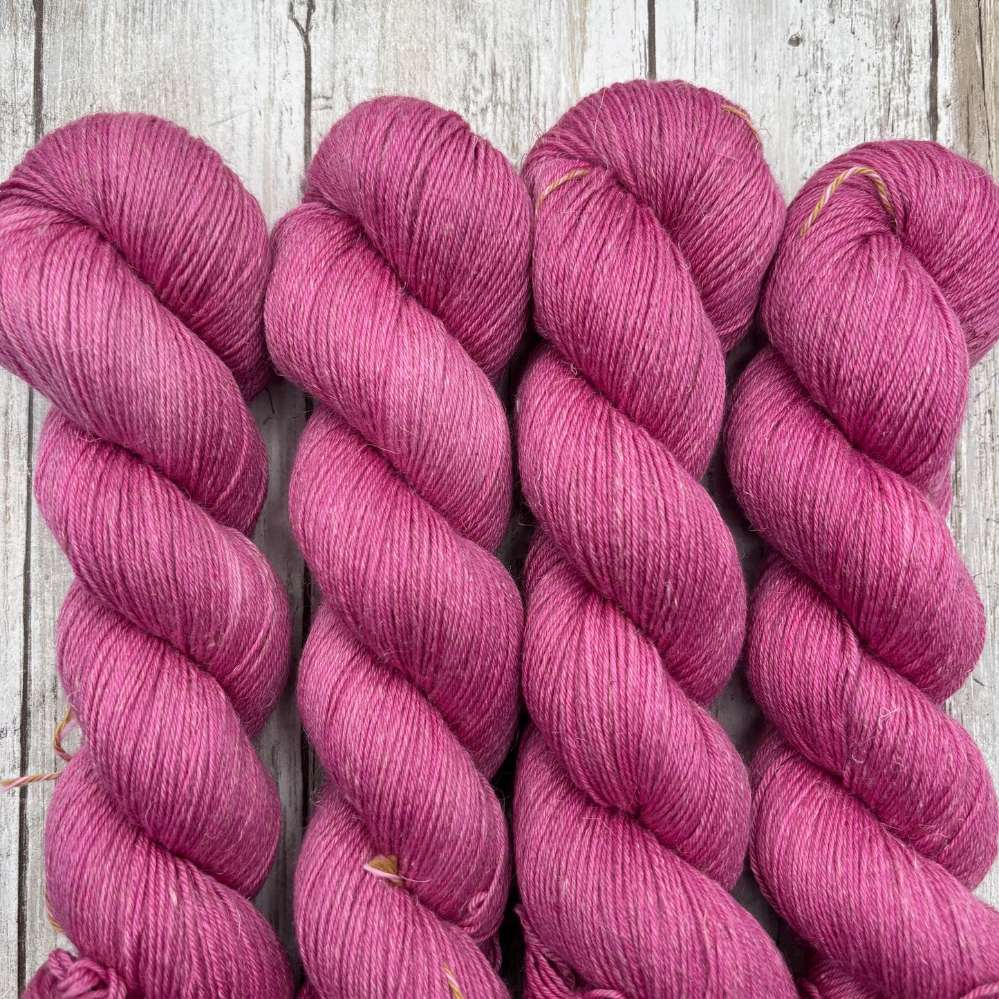 Linen | Magenta 4 Pack